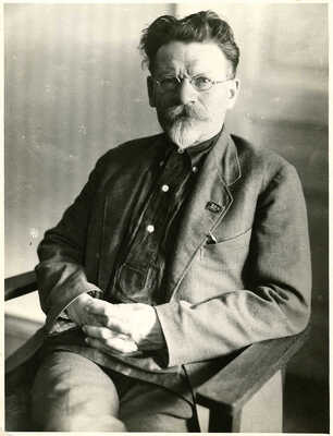 Оцуп Пётр Адольфович. Фотопортрет Михаила Ивановича Калинина 